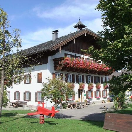 Ferienhof Hinterstrasser Мондзее Экстерьер фото
